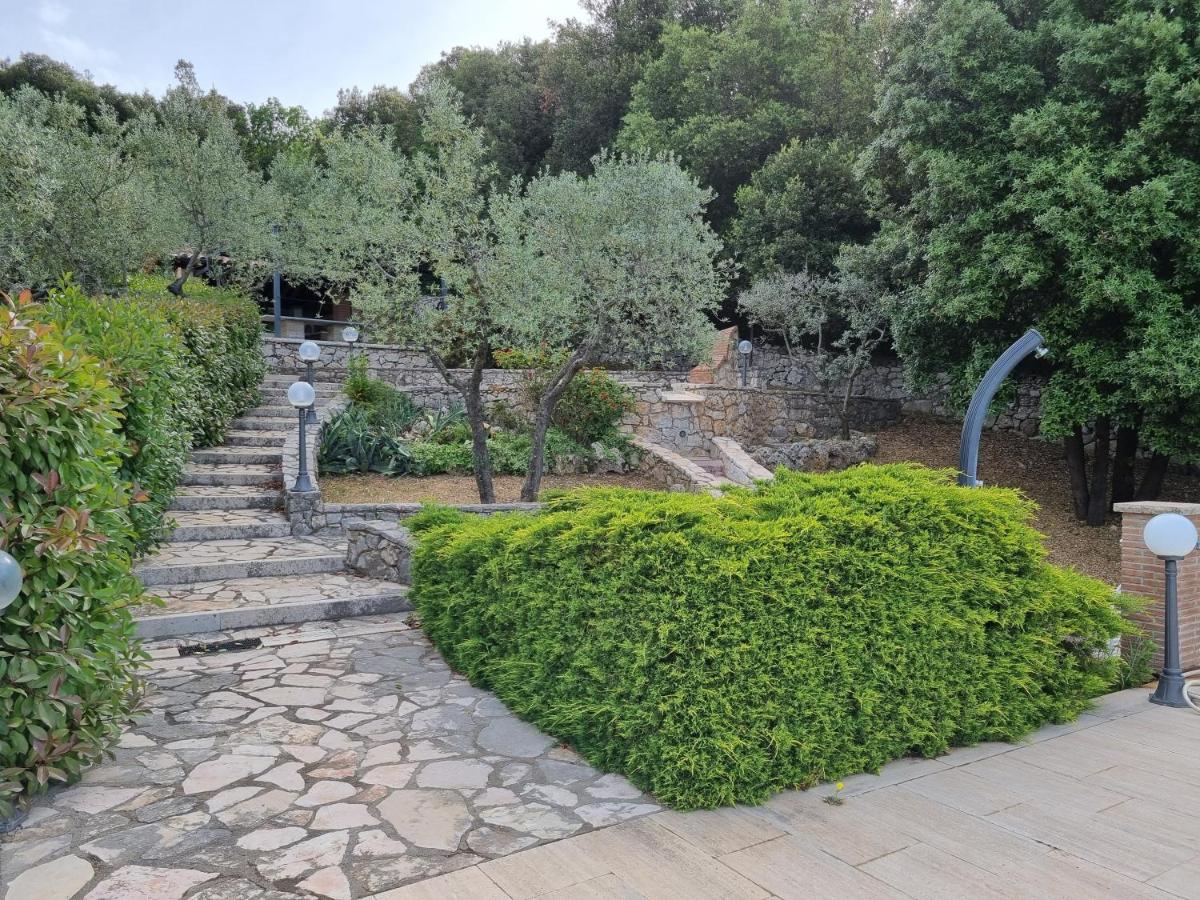 L'Asparagina Guardea Exterior foto